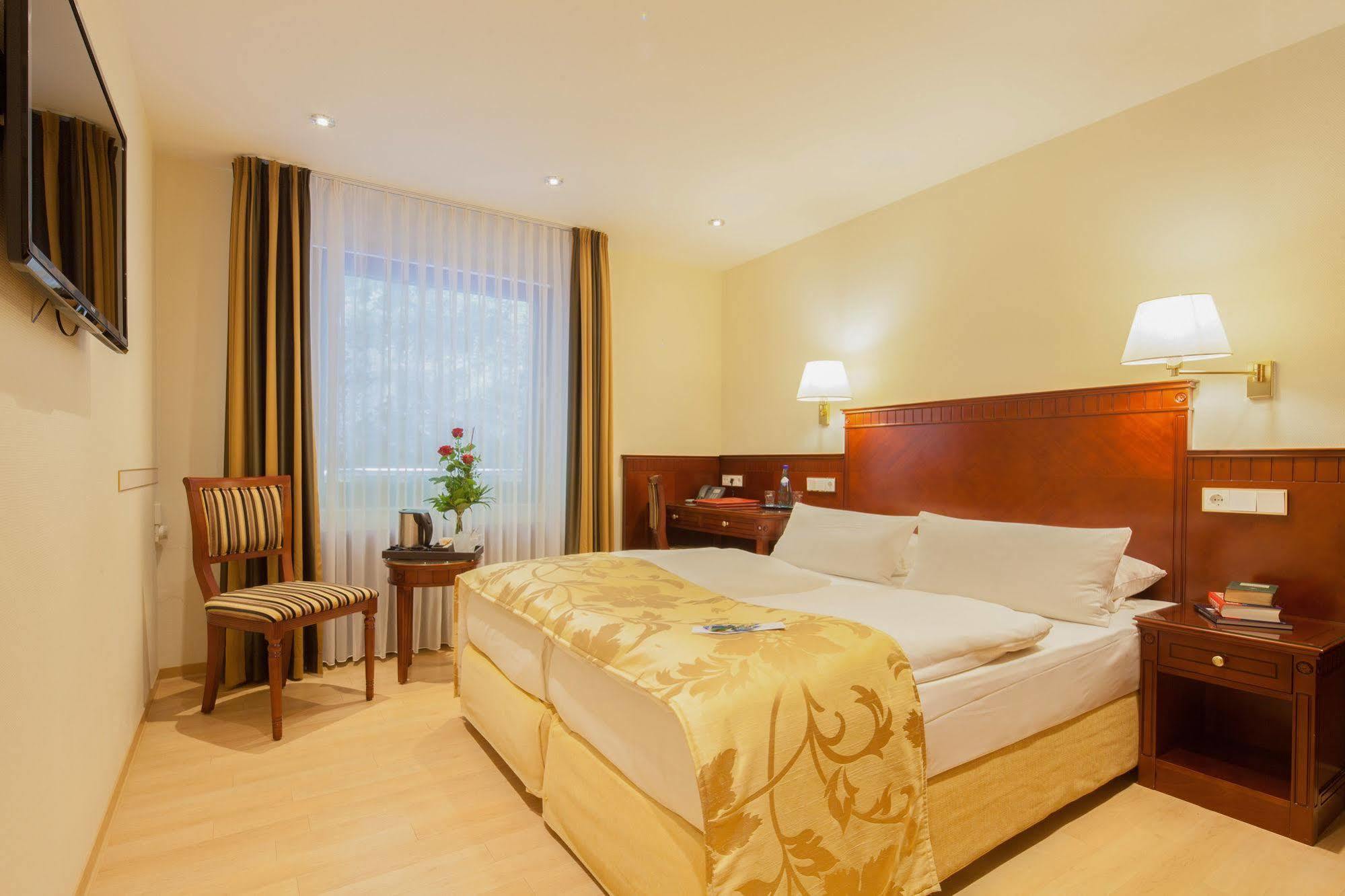 Marburger Hof Otel Dış mekan fotoğraf